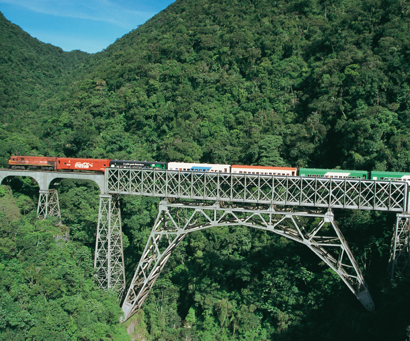 Trajeto de trem Curitiba-Morretes supera passeios ferroviários da Suíça, Itália e Japão