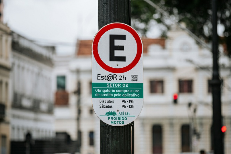 Motoristas de aplicativos e do transporte escolar podem ter isenção de EstaR