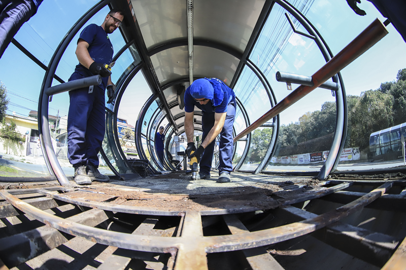 Seis estações-tubo serão desativadas a partir de segunda-feira para obras de revitalização em Curitiba; saiba quais