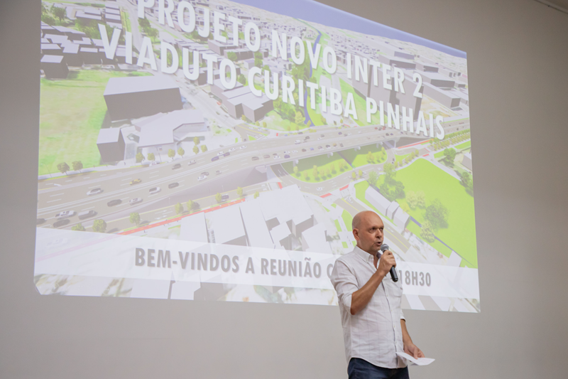 População conhece plano de obras do novo viaduto Curitiba-Pinhais em reunião pública no Cajuru