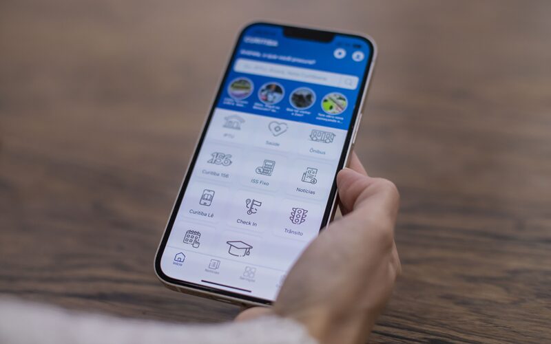 Prefeitura de Curitiba reforça canais para comunicação de obras, bloqueios e desvios do trânsito