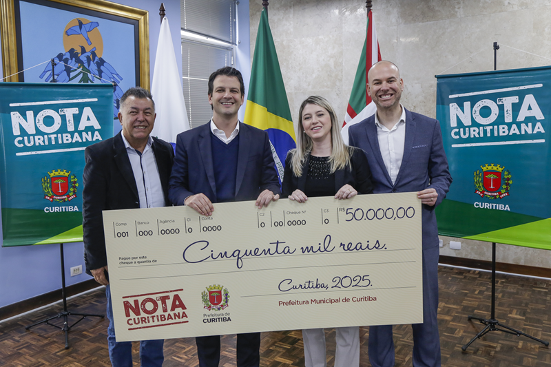 Sorteio do Nota Curitibana ajuda empreendedora a montar estúdio de dança