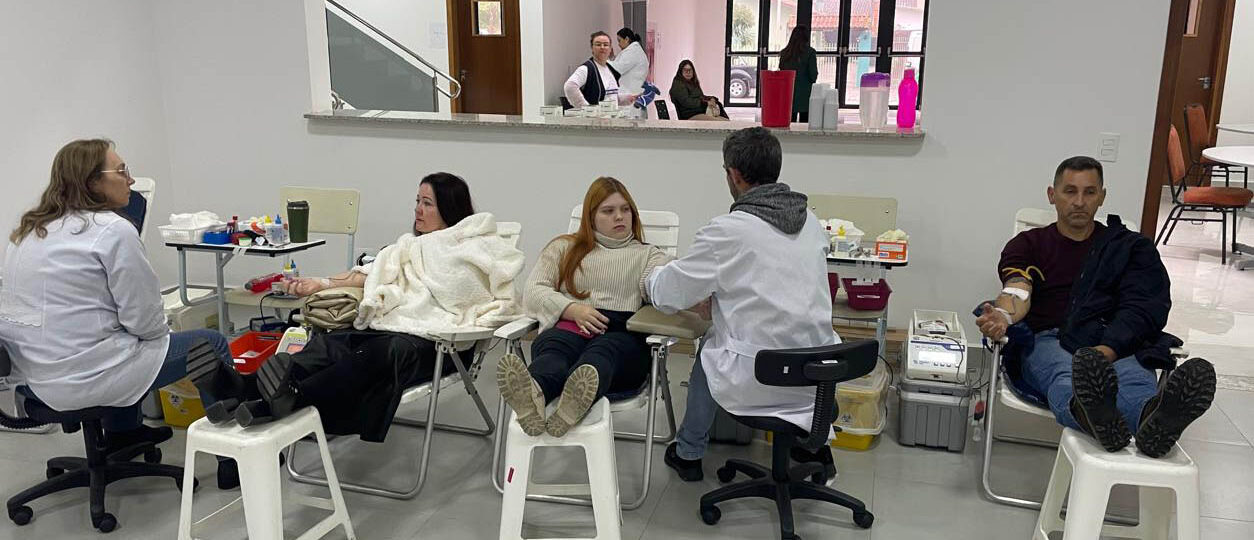 “Hemepar vai até você”: Paraná conta com serviço de coleta de bolsas de sangue