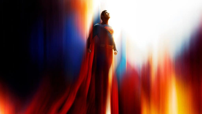 Doe um agasalho, pague meia e assista à estreia de Superman nos cinemas da Prefeitura
