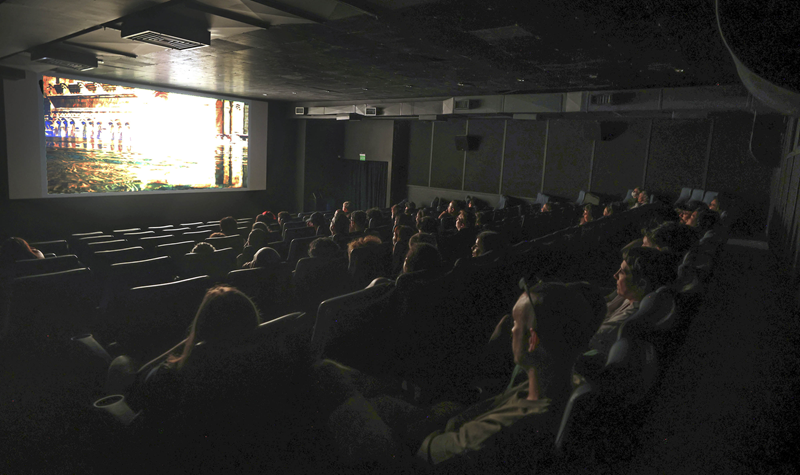 Dia dos Avós em Curitiba tem teatro, contação de histórias e cinema com pipoca