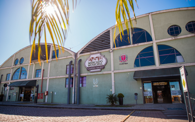 Mercado Capão Raso tem apresentações e aulas gratuitas de balé, hip hop, kpop, ginástica rítmica e jazz