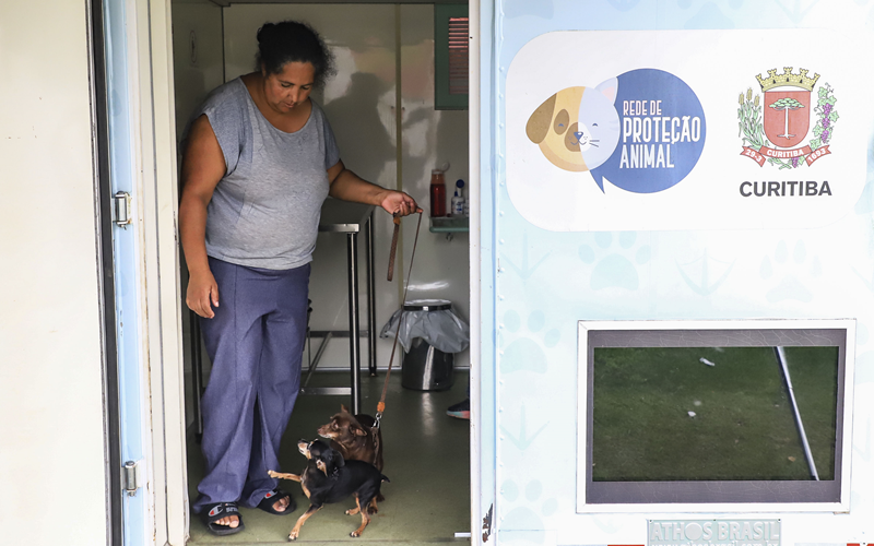 Moradores do Fazendinha são os primeiros a discutir ações de proteção animal em Curitiba
