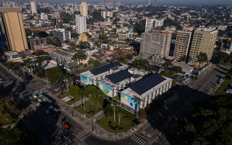 Curitiba sobe duas posições e é a quinta colocada no Ranking de Competitividade dos Municípios
