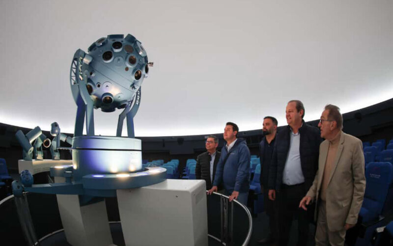 Com visita à Alemanha, Governo do Paraná avança em projeto de planetário de última geração