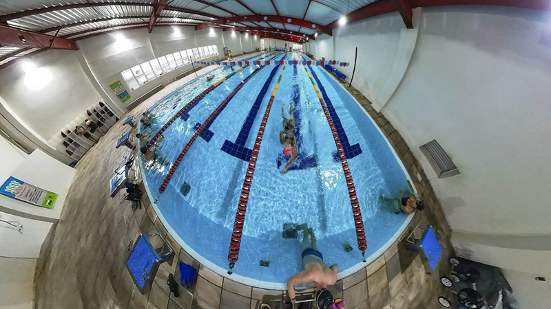 Quer se divertir nas piscinas aquecidas da Prefeitura? Estão abertas as inscrições para o Viva o Sábado
