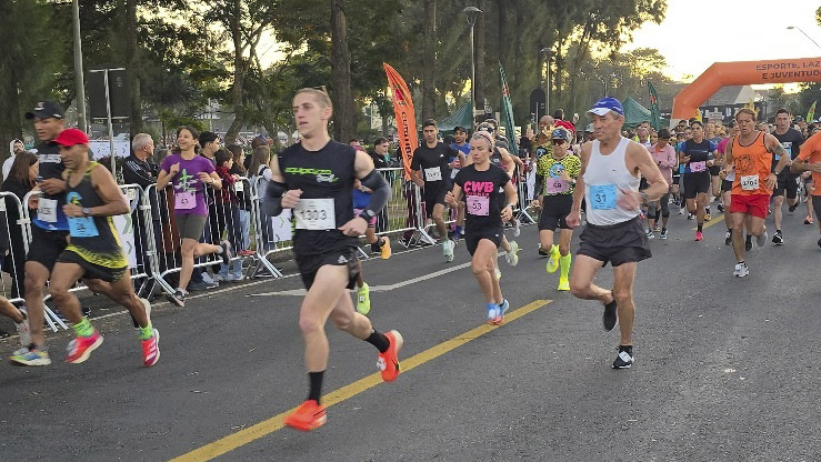 Inscrições para a última etapa do Circuito de Corridas de Rua de Curitiba começam nesta noite
