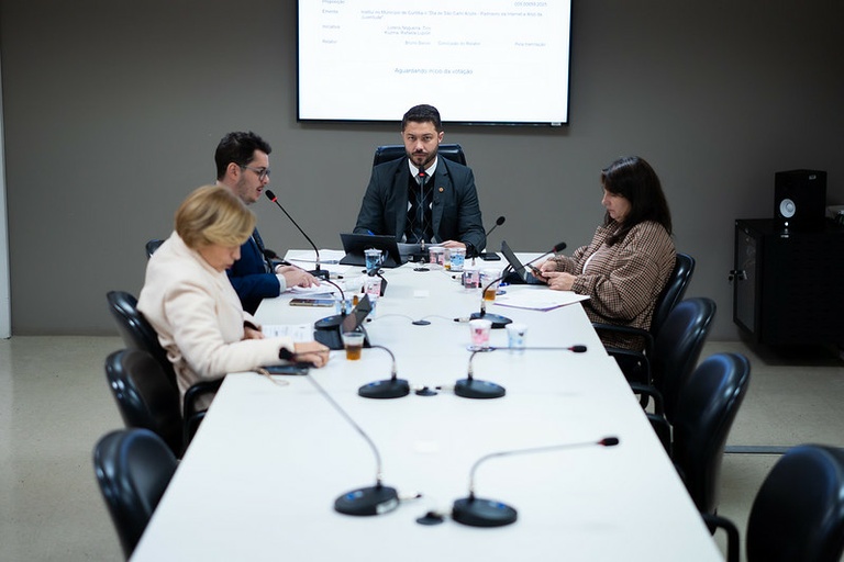 Comissão de Educação libera 9 projetos à votação em plenário