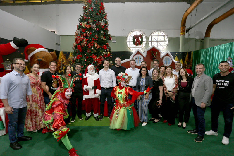 Mercado Capão Raso ganha novo brilho com o Apartamento do Papai Noel