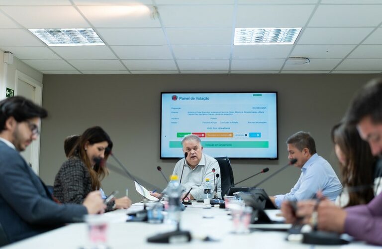 Avança projeto para melhorar calçadas de equipamentos públicos