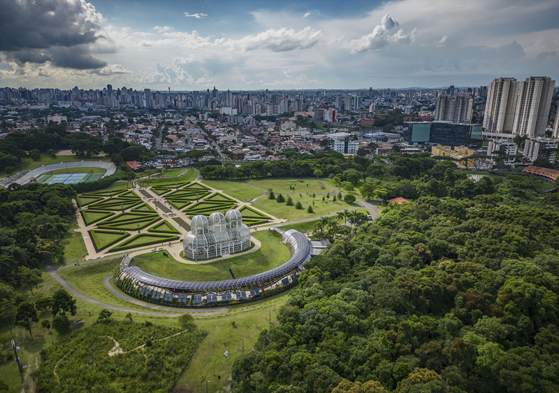 Curitiba está entre as Melhores Cidades do Brasil de 2025, segundo ranking da Austin Rating