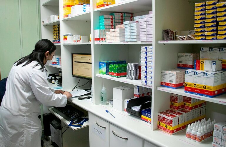 Remédios do SUS: Câmara discute credenciamento de farmácias em Curitiba