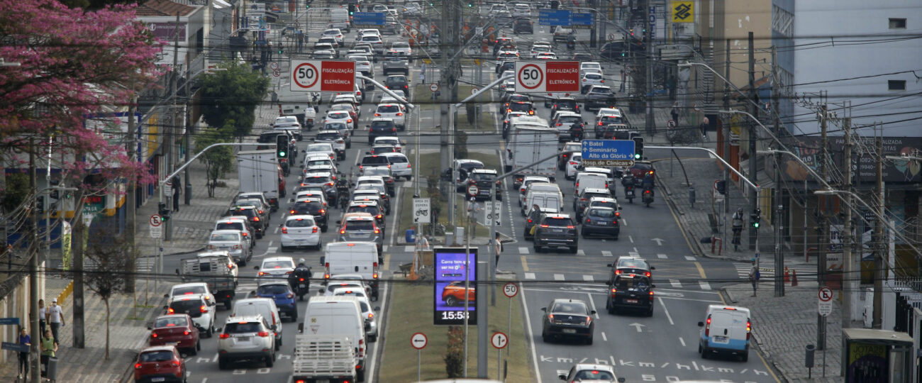 Número de emplacamentos cresce 24,7% no primeiro bimestre de 2026 no Paraná
